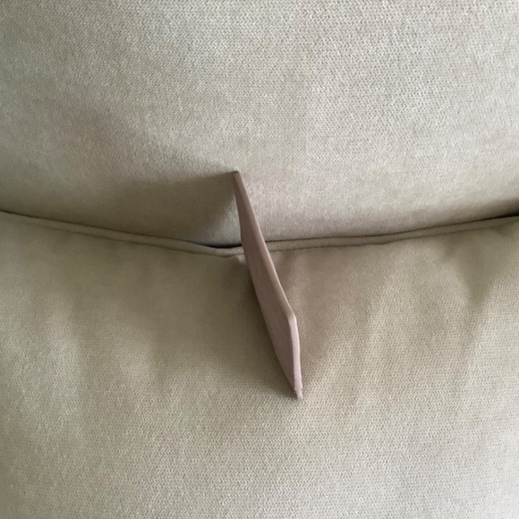 New Roots Card Holder - Picture 4 of 5